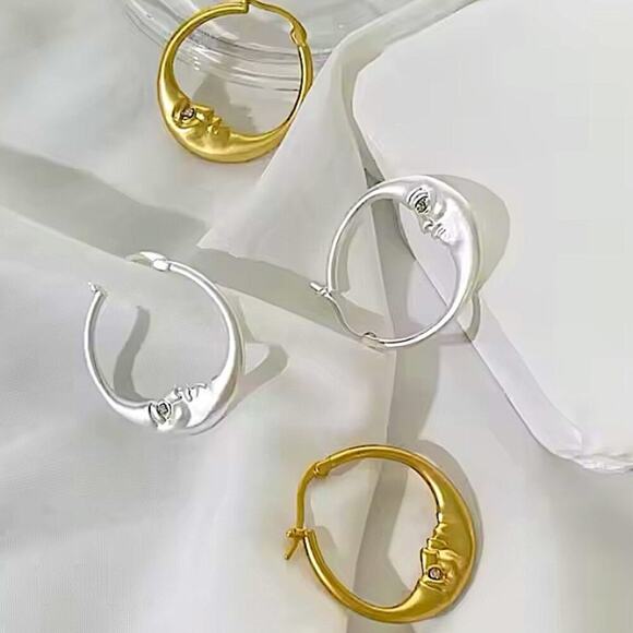 Silver Moon Hoop Minimalist Earrings Earrings - Picture 4 of 4